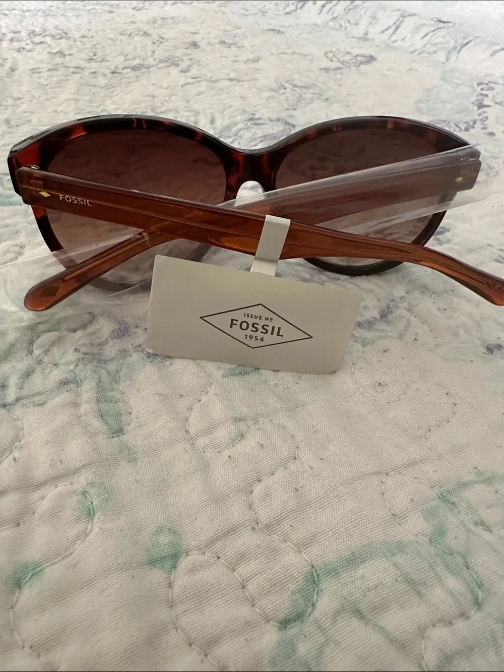 Fossil Women's Tortoiseshell Cat-Eye Sunglasses with Brown Lenses